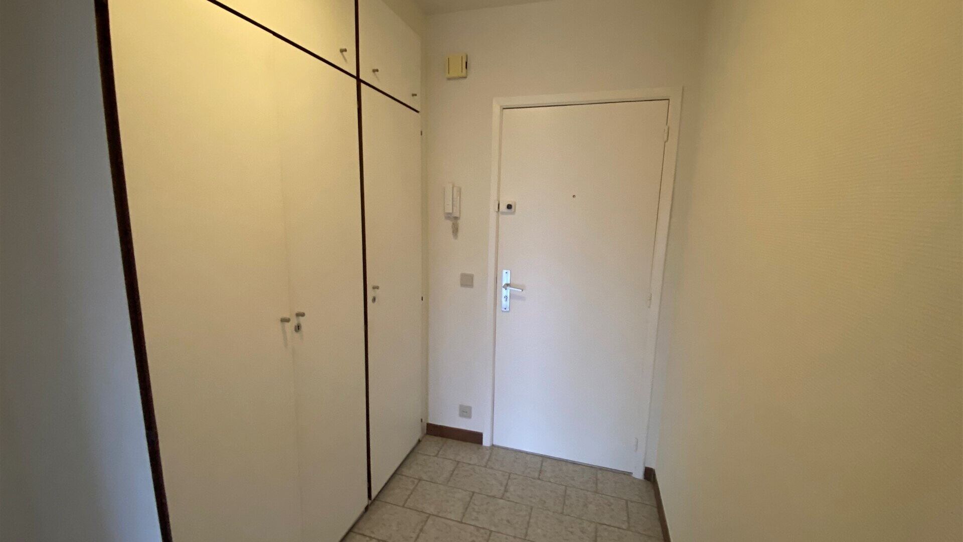 Appartement &agrave; louer &agrave; EVERE