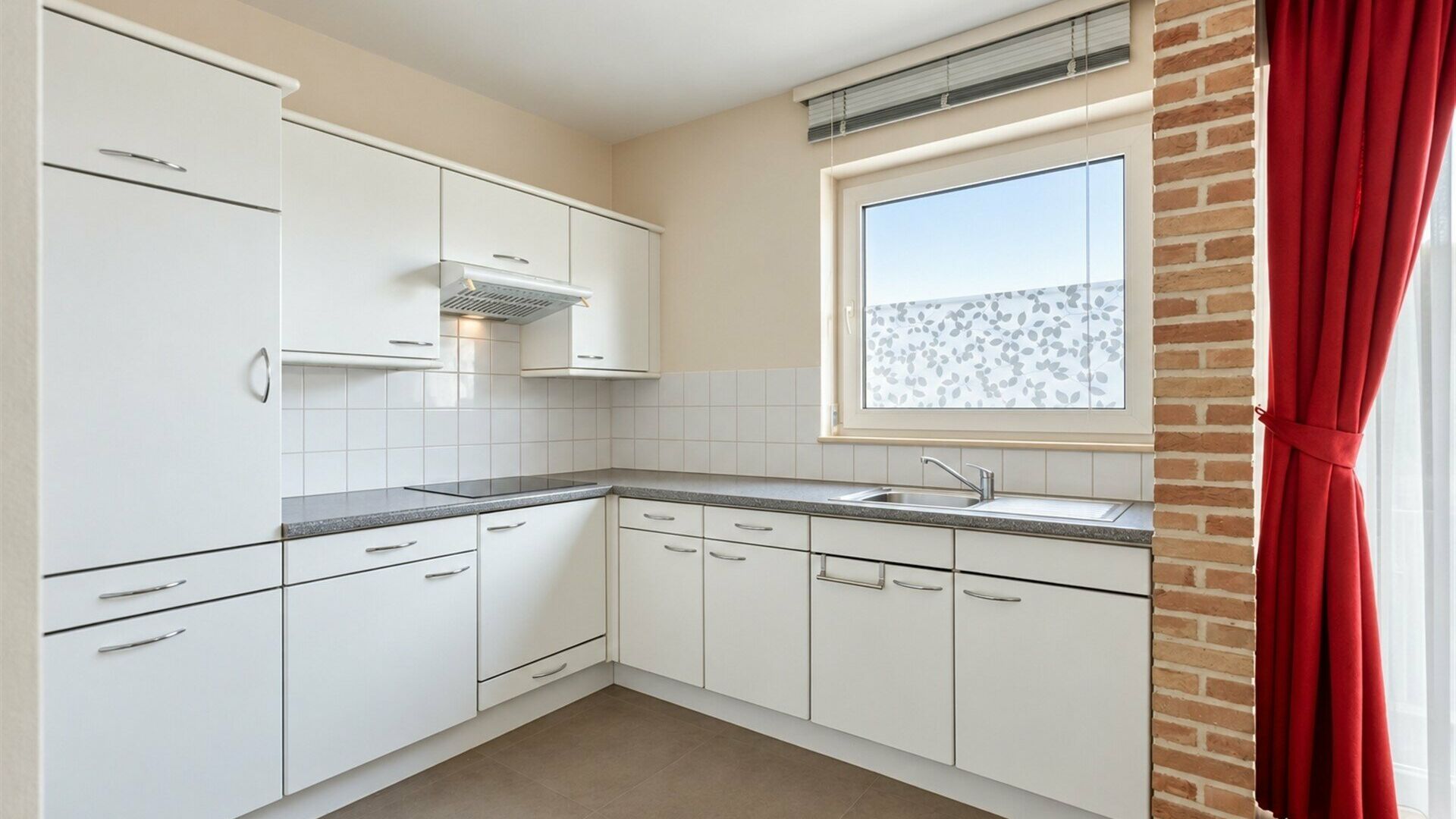 Appartementsgebouw te koop in MEERBEEK