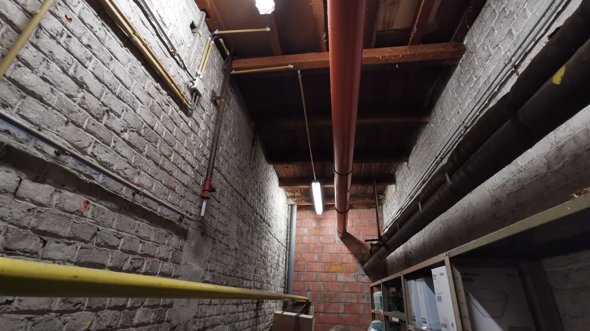 Bureelgebouw te koop in LEUVEN