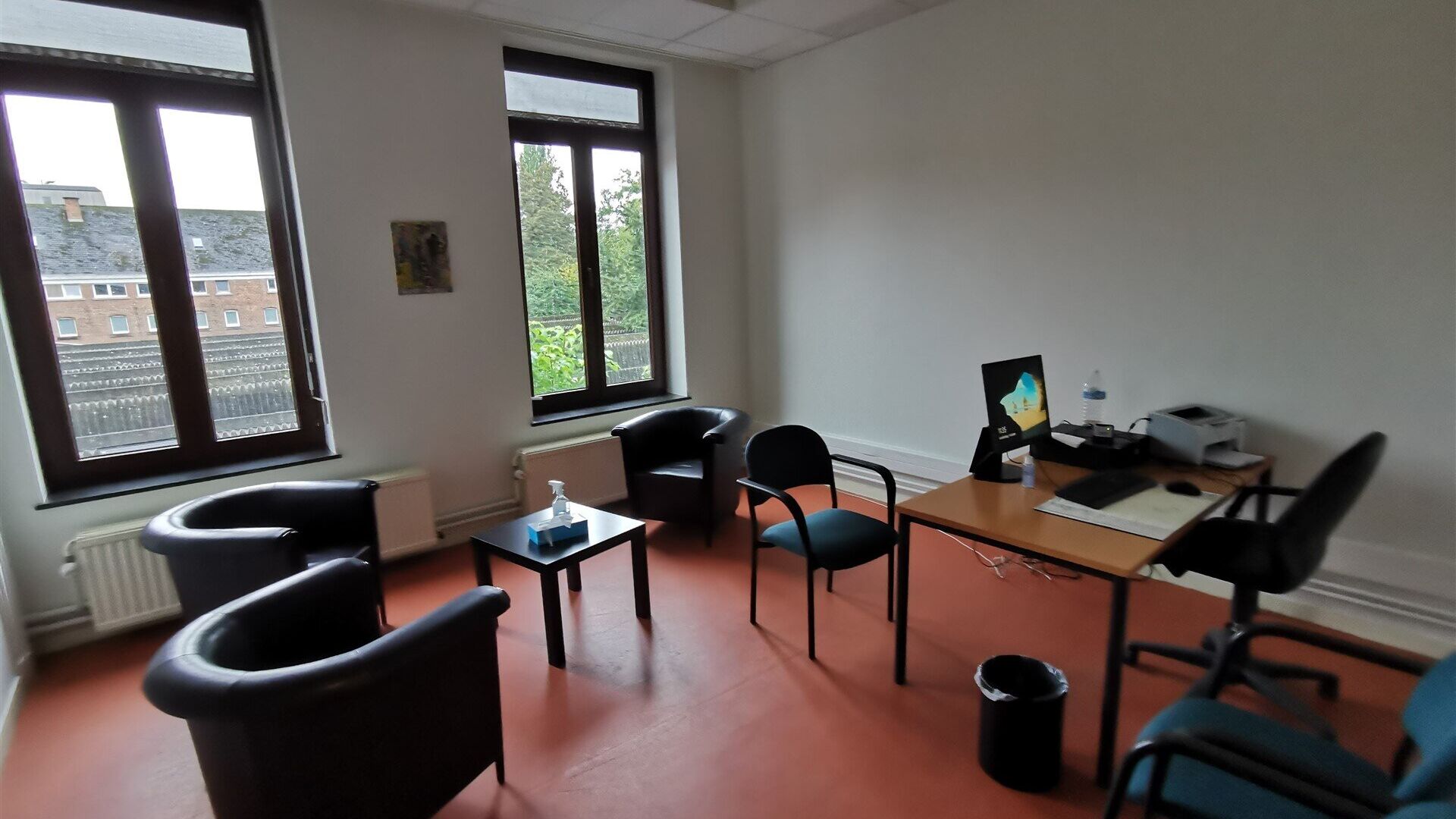 Bureelgebouw te koop in LEUVEN