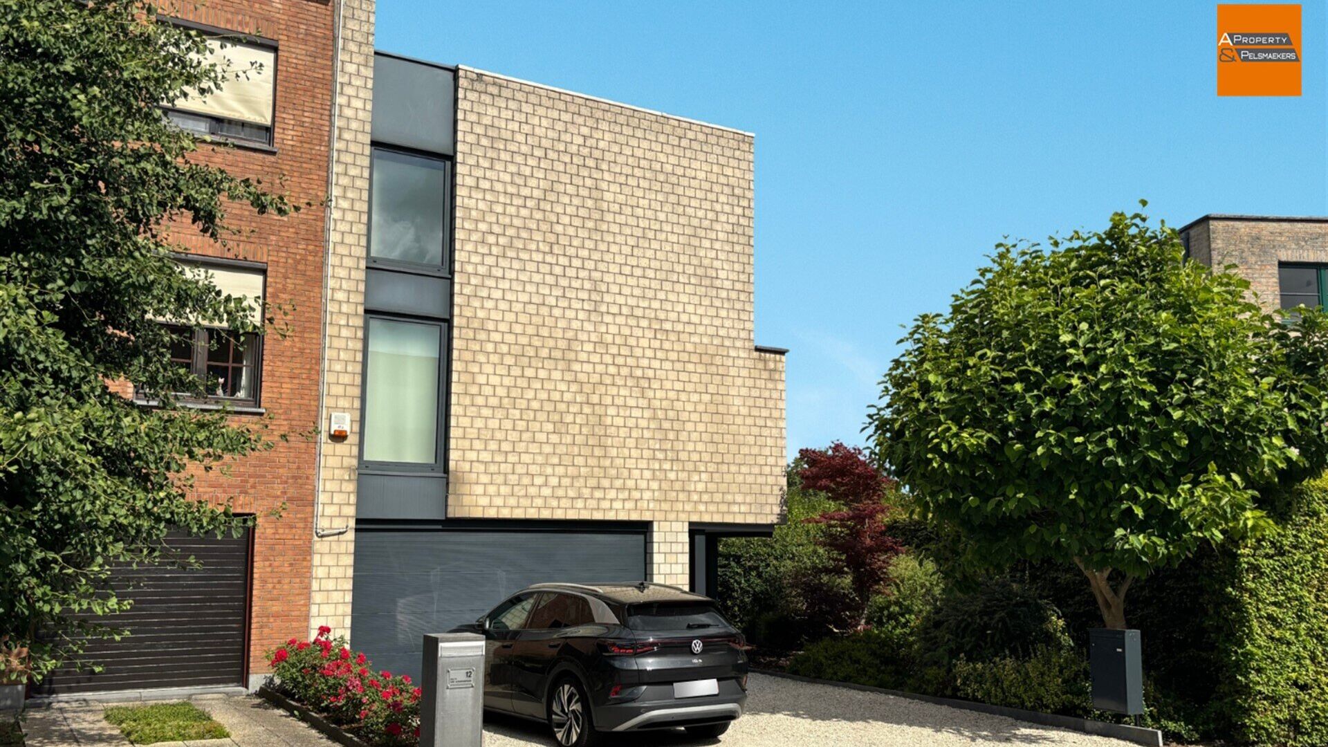 Call floor for sale in NOSSEGEM
