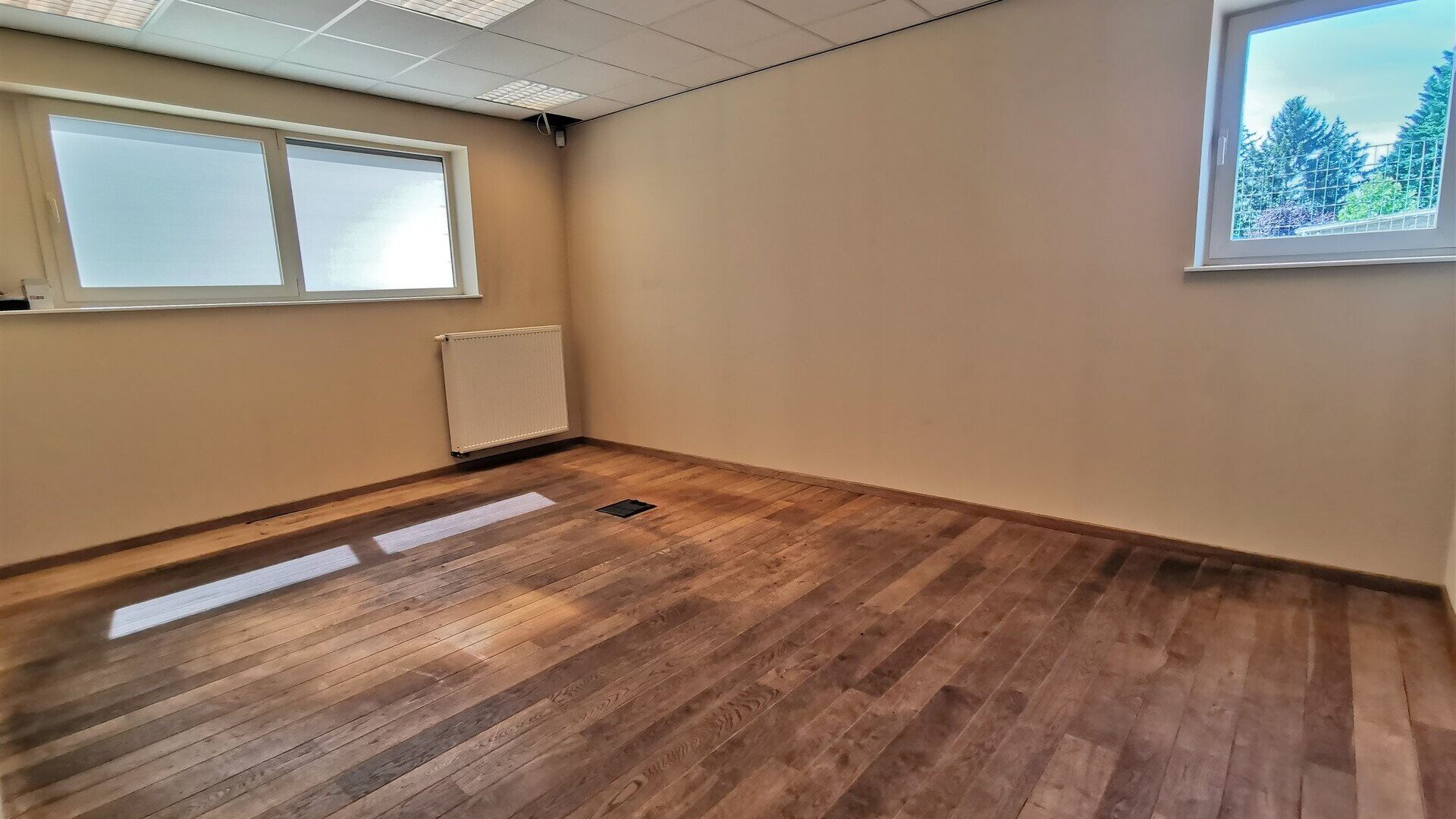 Commerce &agrave; louer &agrave; HERENT