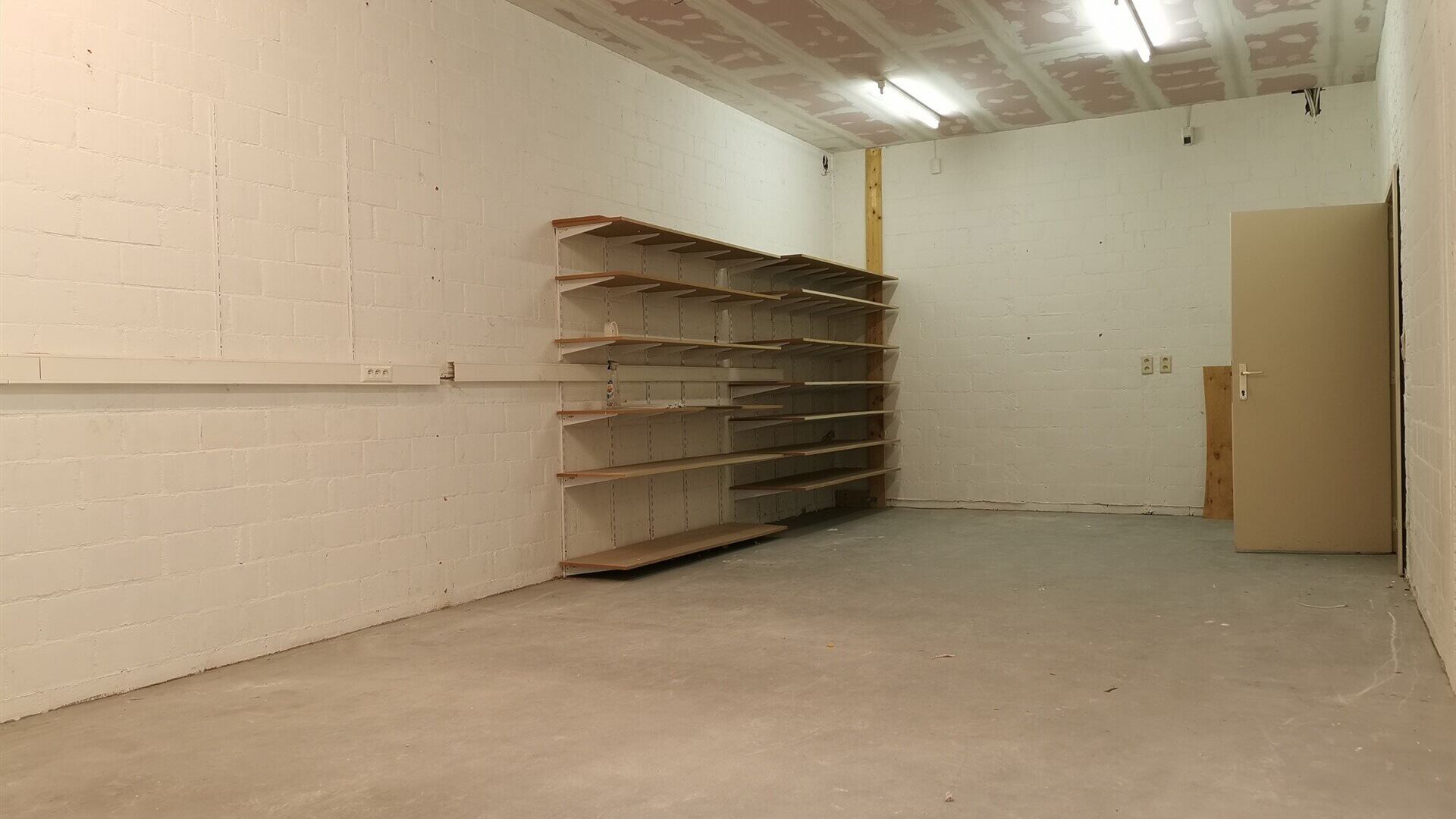 Commercial property for sale in ERPS-KWERPS