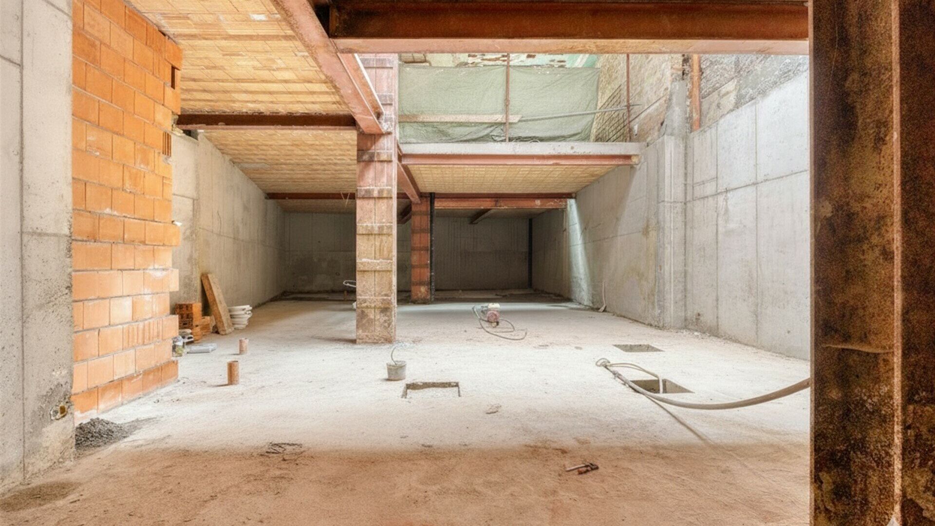 Bureelgebouw te koop in LEUVEN