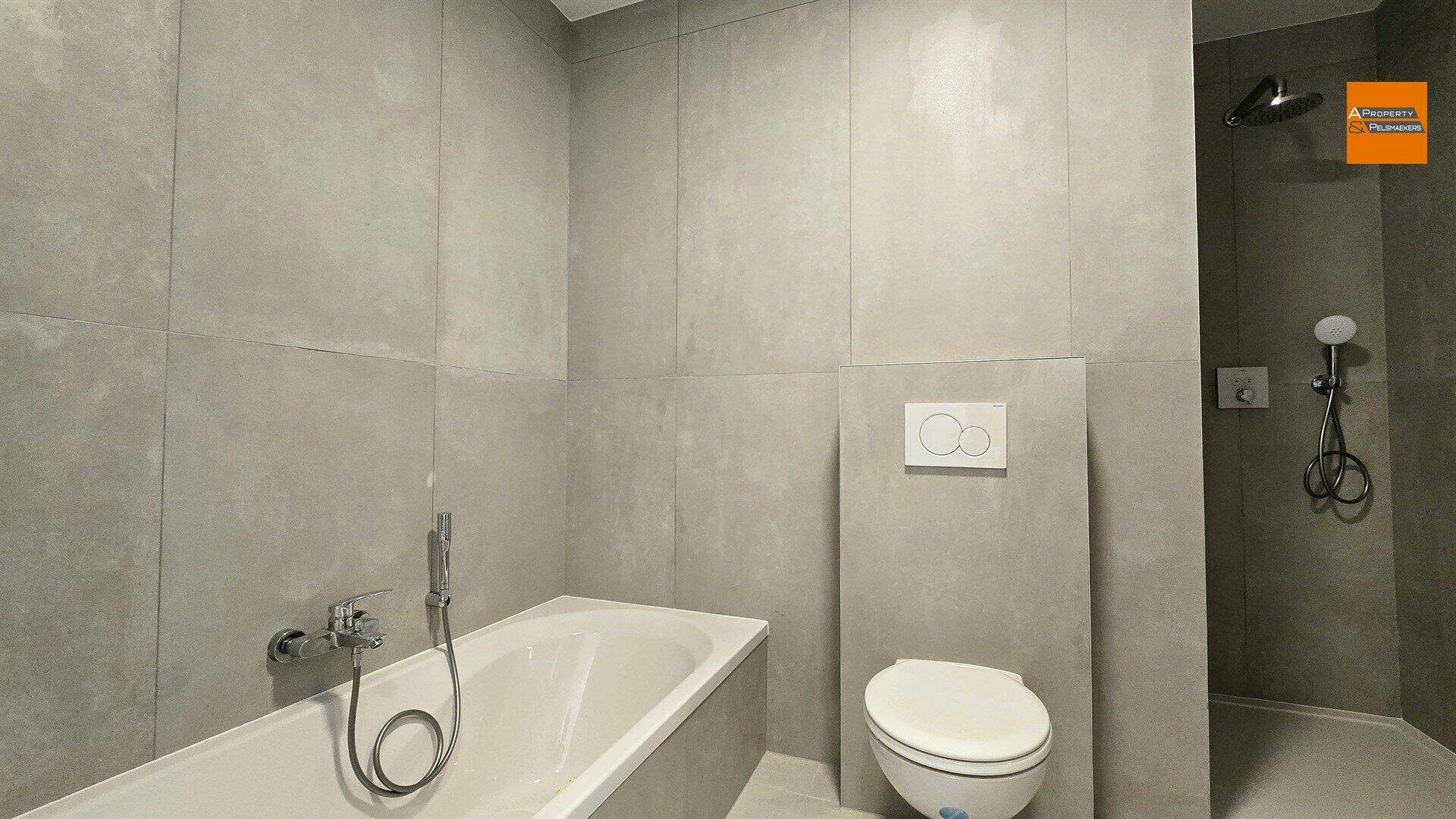 Duplex/triplex for rent in SINT-STEVENS-WOLUWE