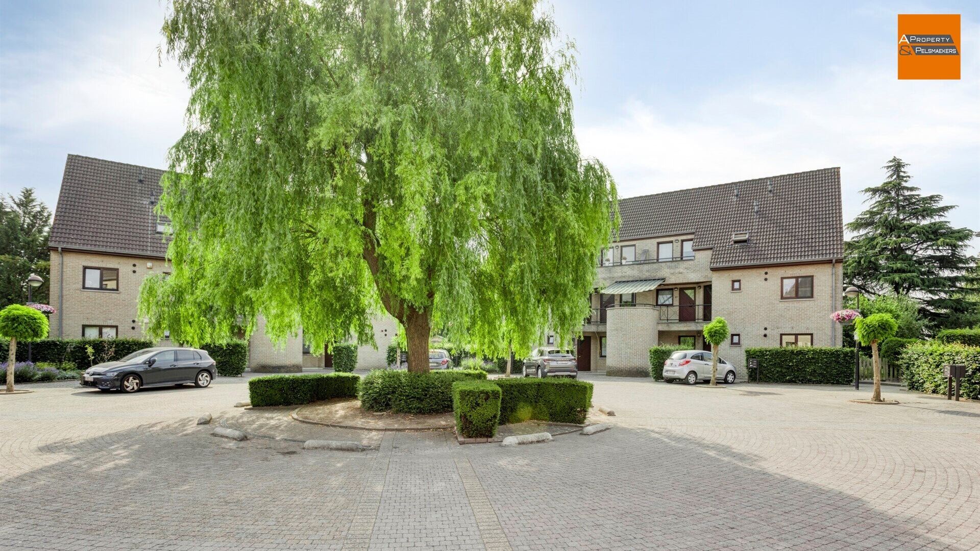 Gelijkvloers te koop in SINT-STEVENS-WOLUWE