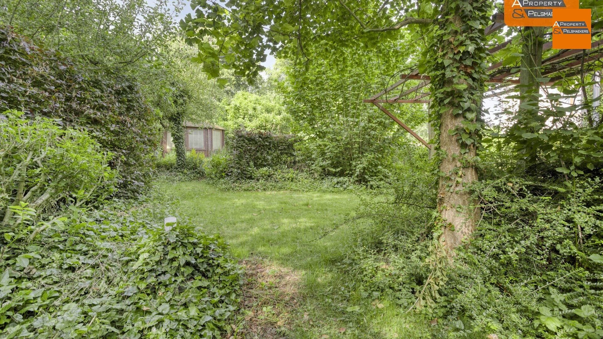 Gelijkvloers te koop in SINT-STEVENS-WOLUWE