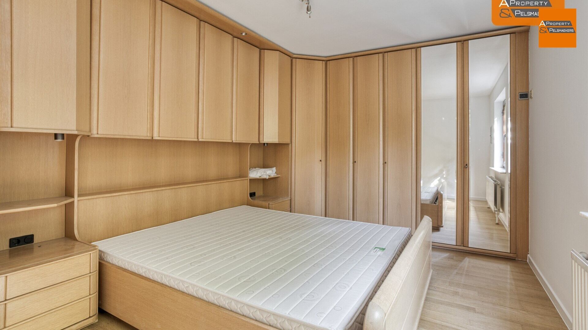 Ground floor for sale in SINT-STEVENS-WOLUWE