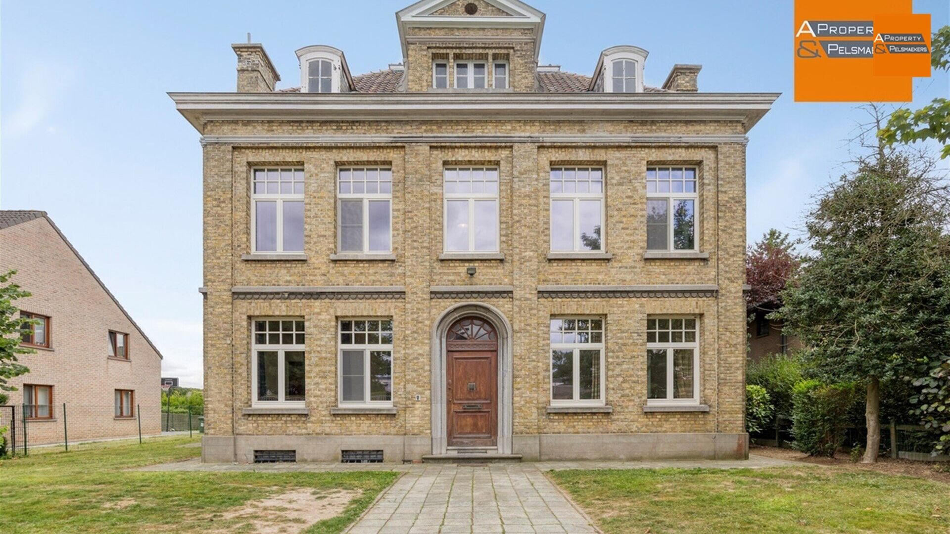 Herenhuis te koop in KORTENBERG