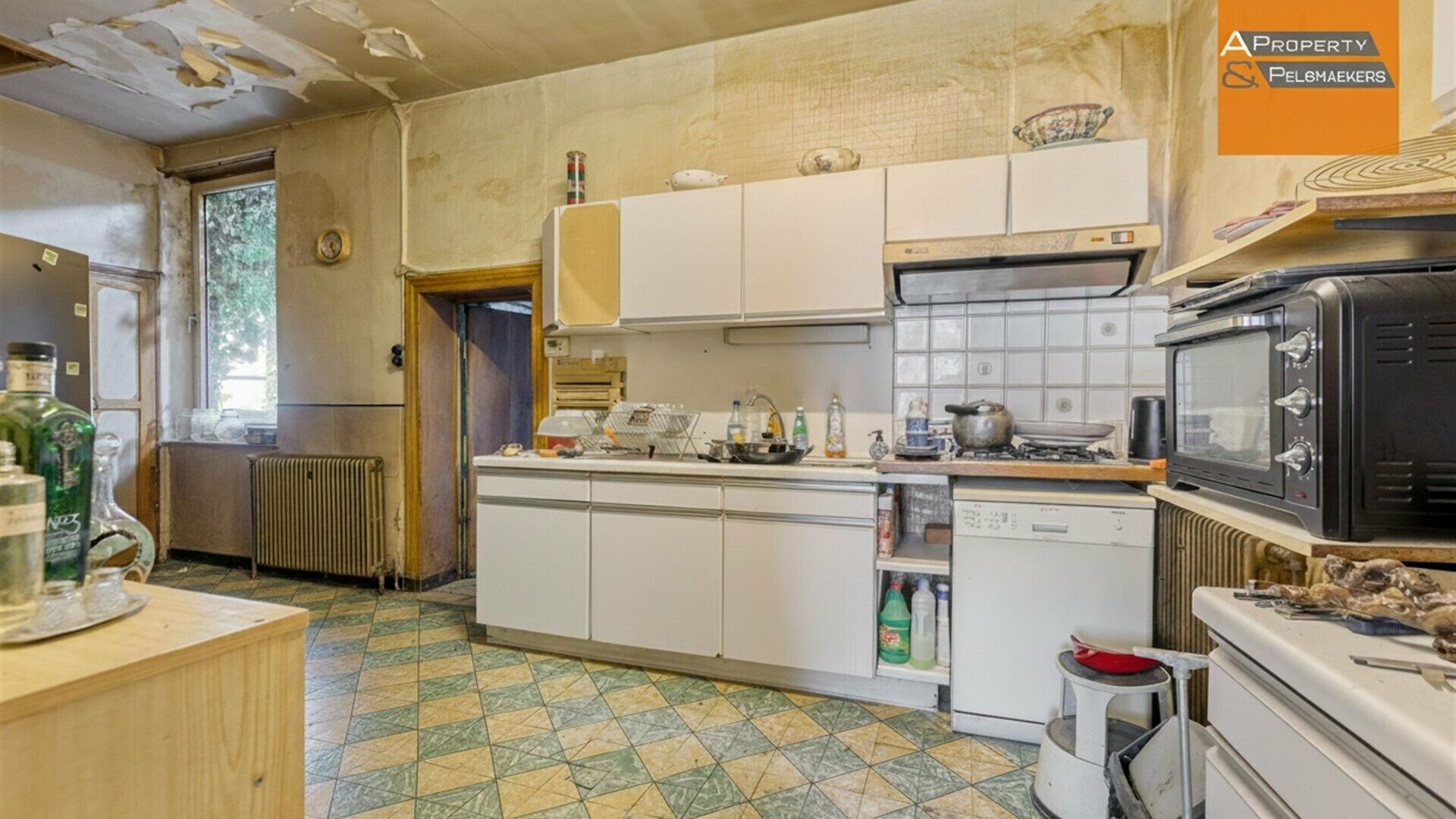 House for sale in LEEFDAAL