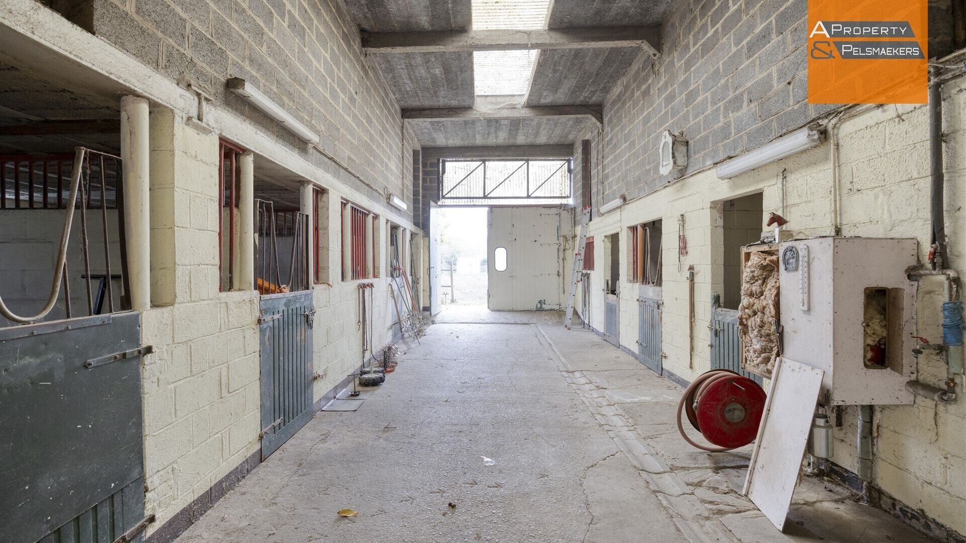 House for sale in MEERBEEK