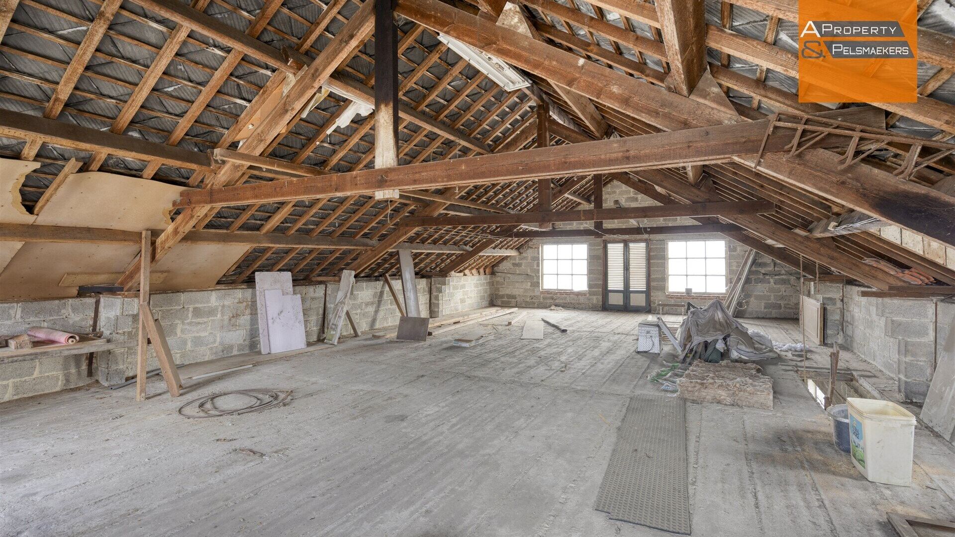 House for sale in MEERBEEK