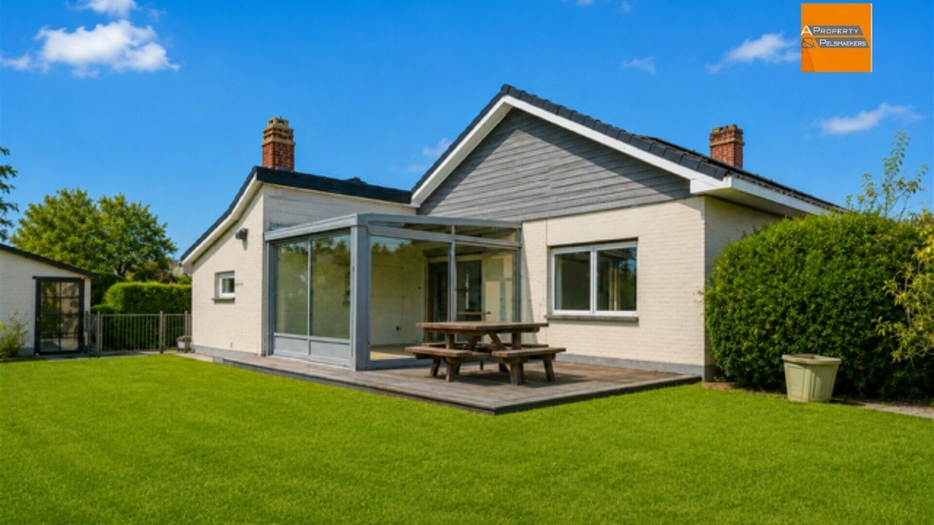 House for sale in WILLEBROEK