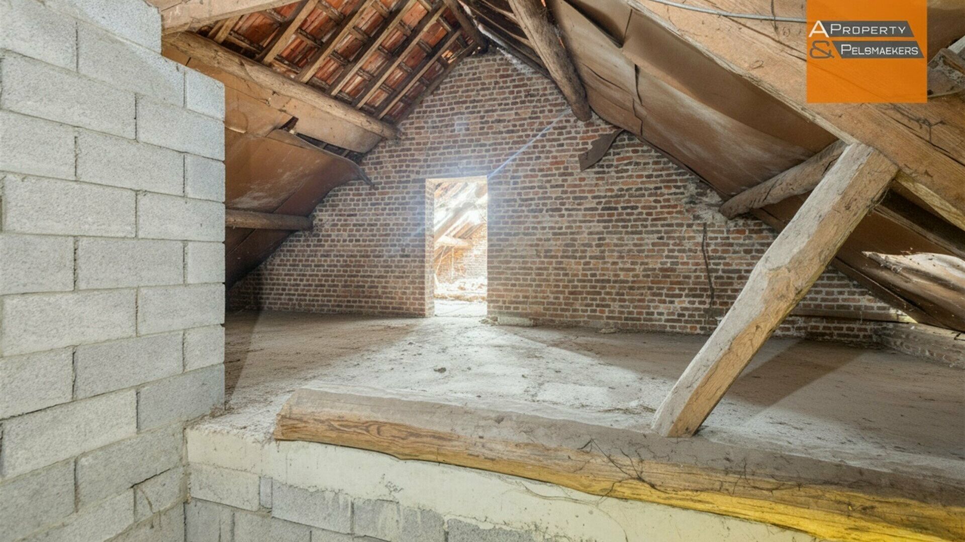Huis te koop in LEEFDAAL