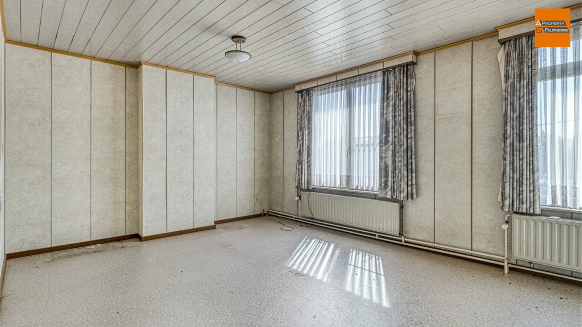 Huis te koop in ONZE-LIEVE-VROUW-WAVER