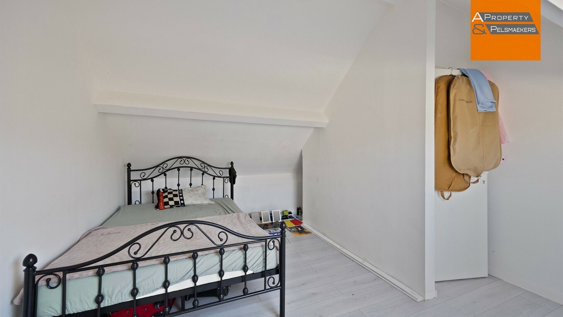 Huis te koop in SINT-STEVENS-WOLUWE