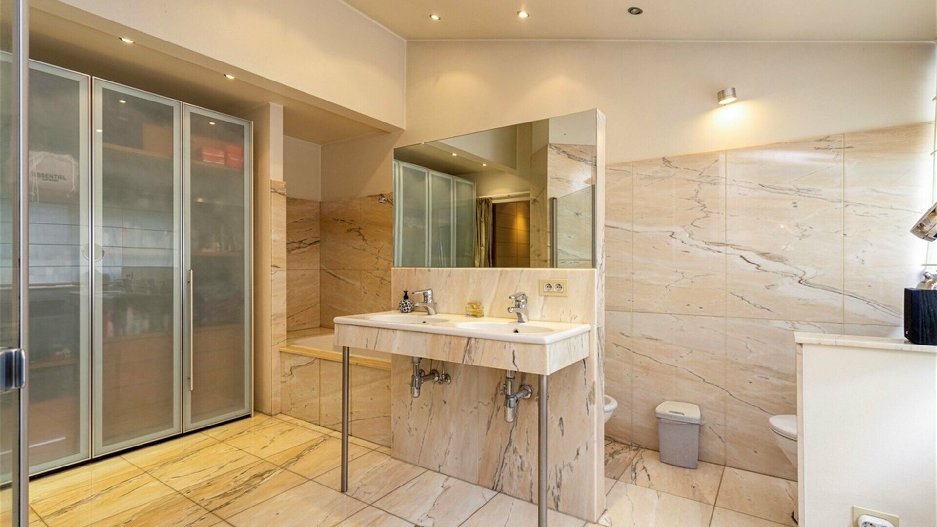 Immeuble commercial à vendre à WINKSELE