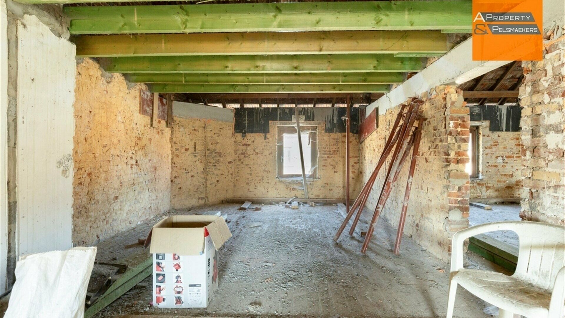 Immeuble mixte à vendre à LUBBEEK