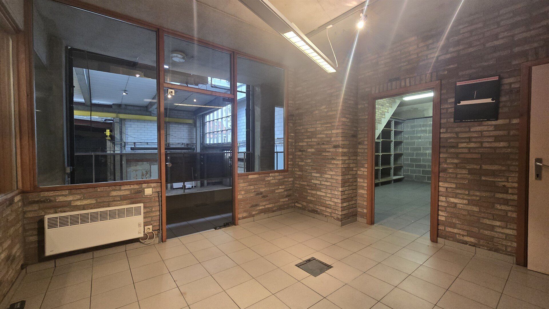 Magazijn te huur in BRUSSEL