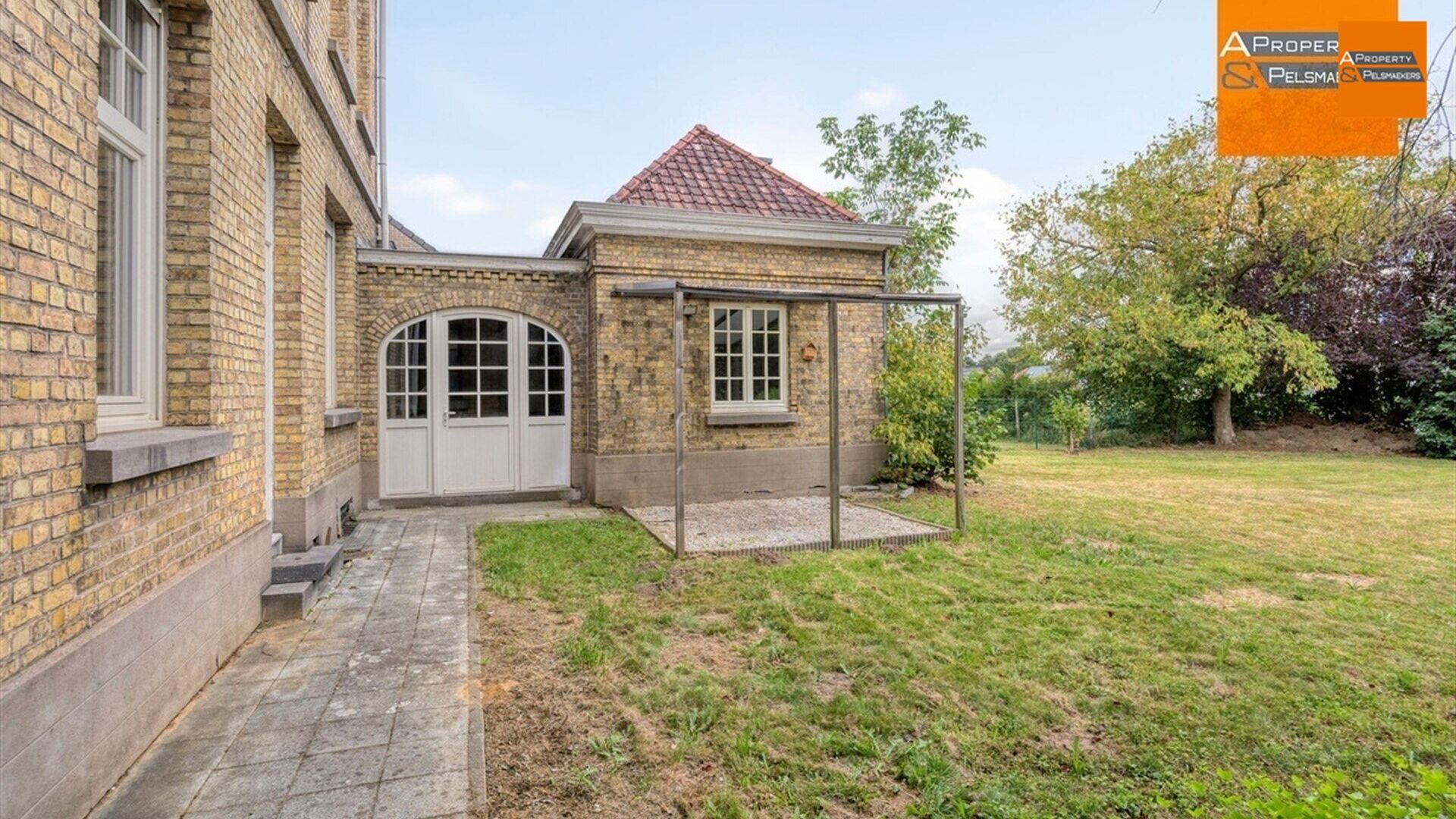 Mansion for sale in KORTENBERG
