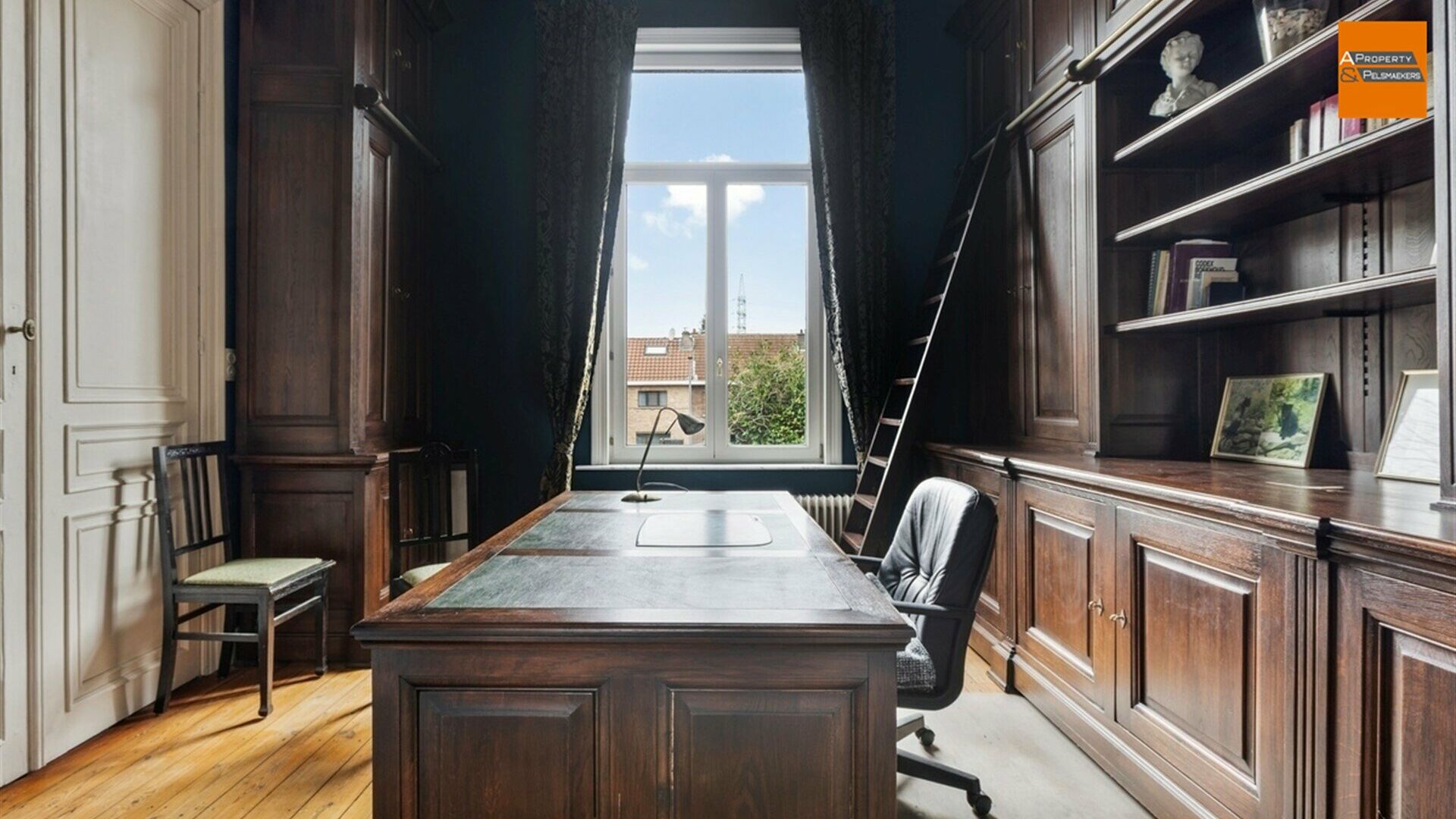 Mansion for sale in MACHELEN