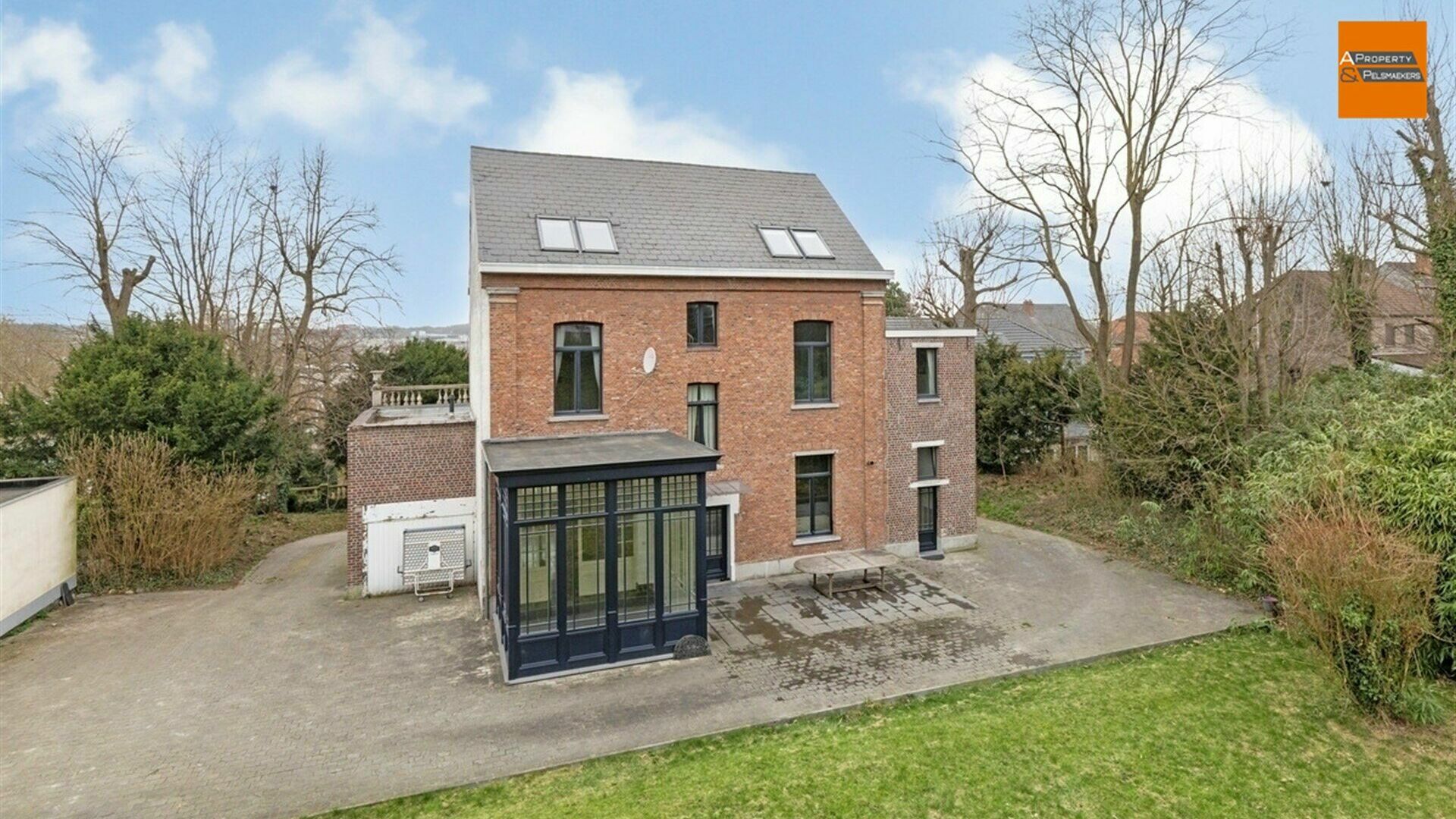 Offices for sale in MACHELEN