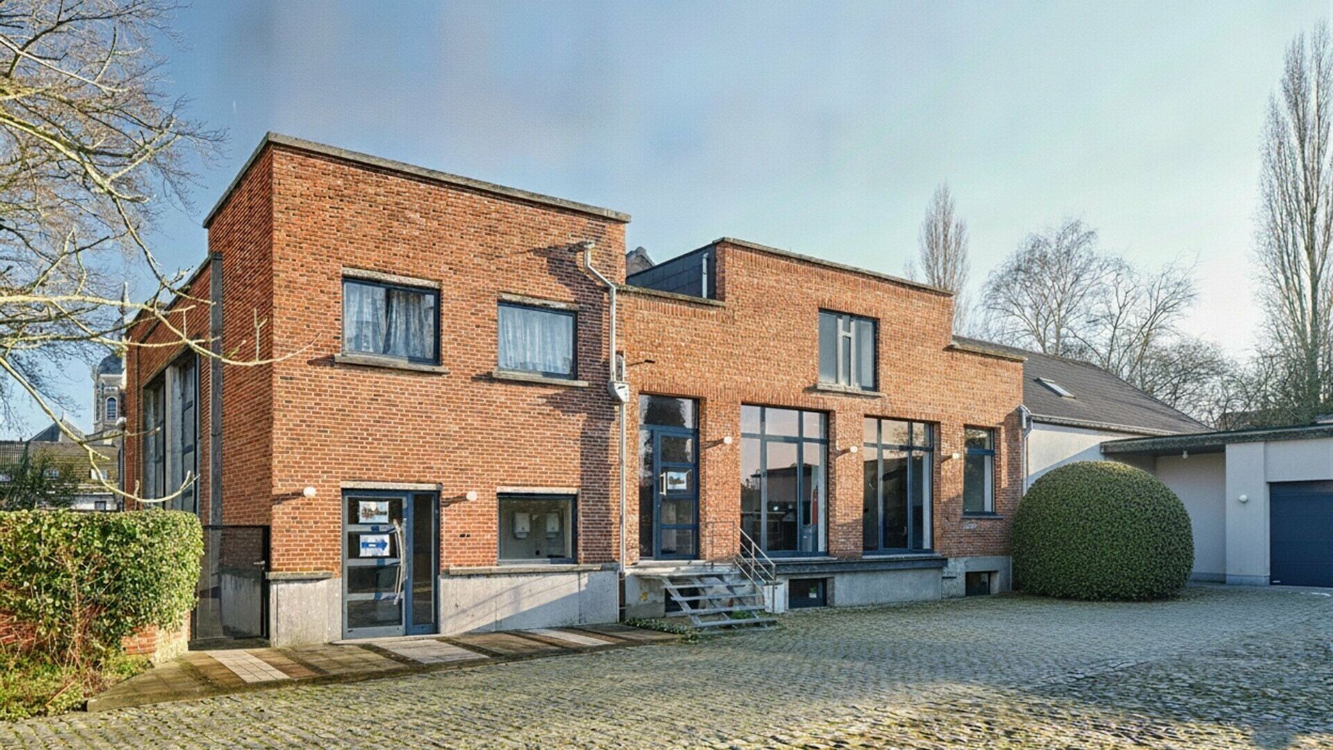 Opbrengsteigendom te koop in RILLAAR
