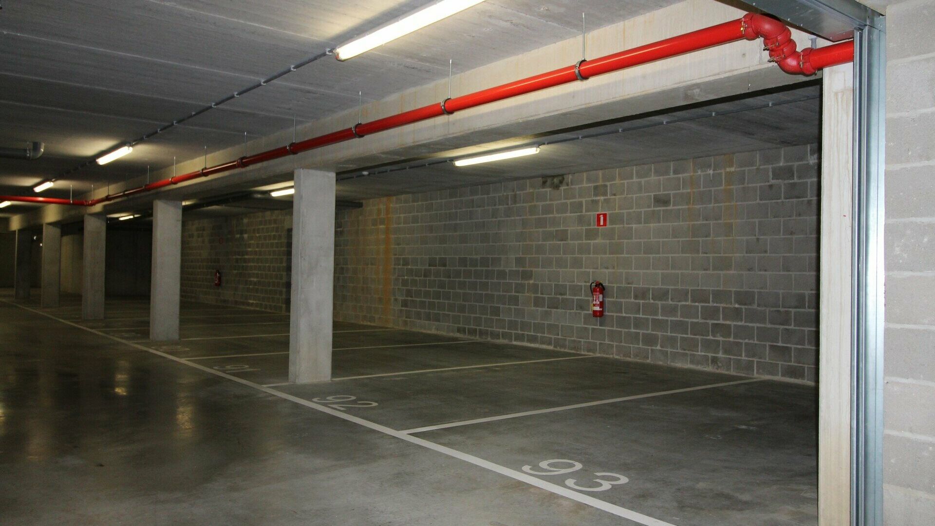 Parking - Binnenstaanplaats &agrave; louer &agrave; KORTENBERG