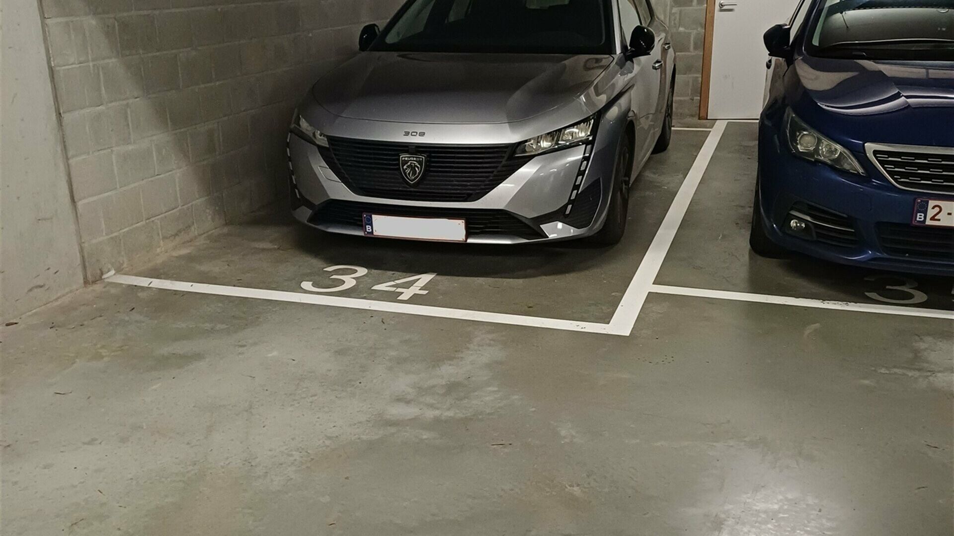 Parking - Binnenstaanplaats à louer à KORTENBERG