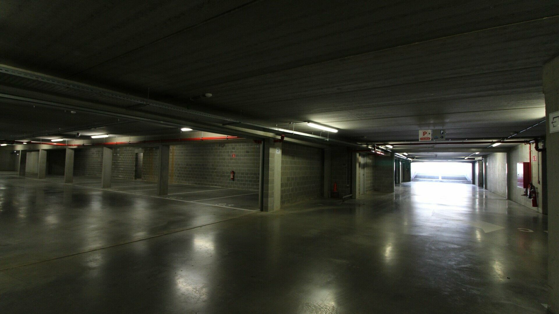 Parking - Binnenstaanplaats te huur in KORTENBERG