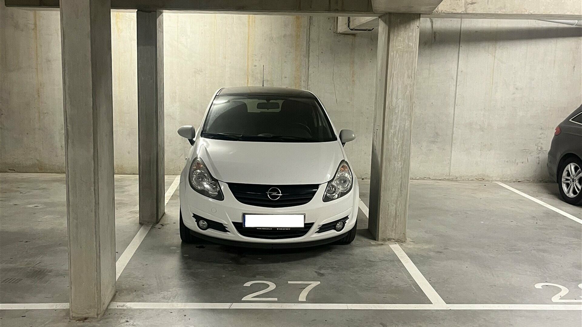 Parking - Binnenstaanplaats te koop in KORTENBERG