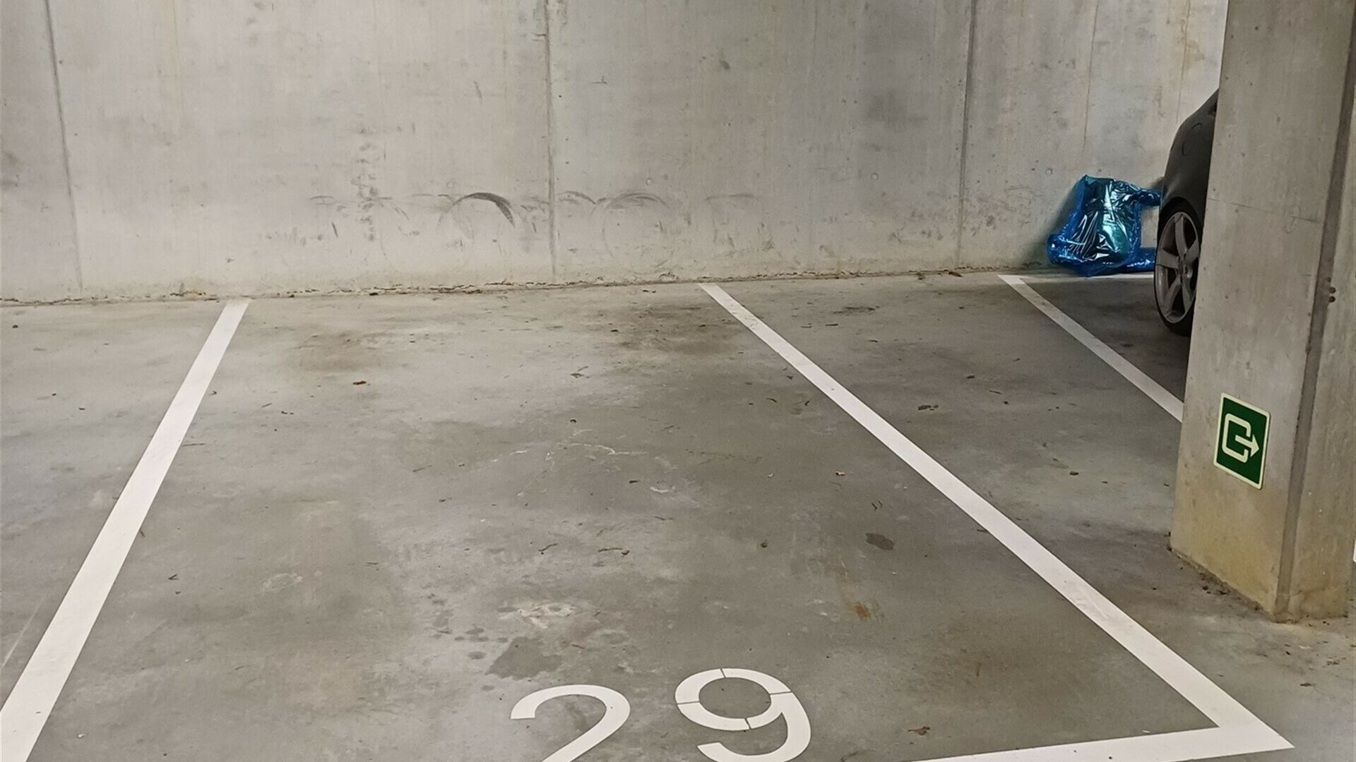 Parking - Binnenstaanplaats te koop in KORTENBERG