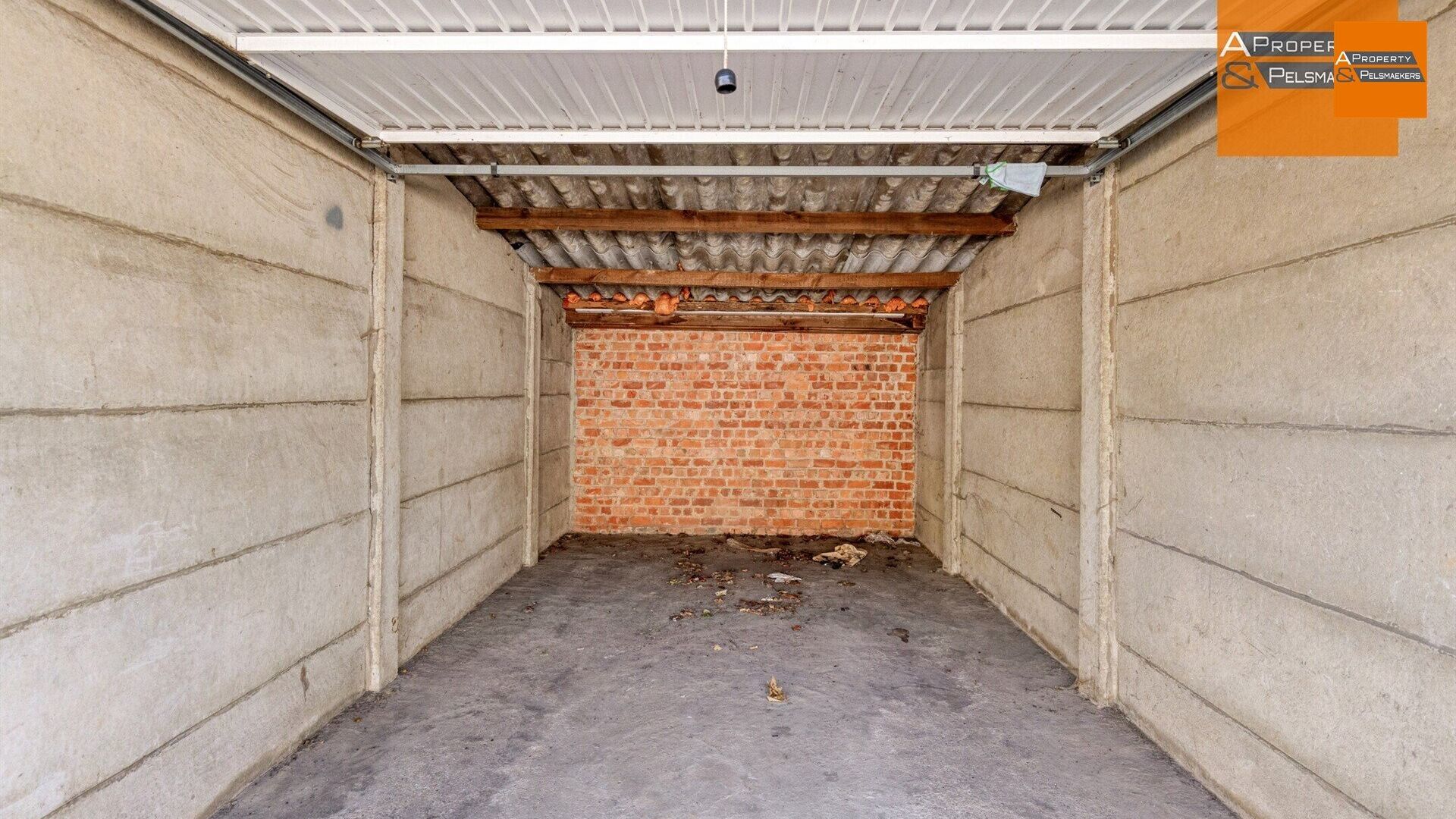 Parking - gesloten garagebox à vendre à ANDERLECHT