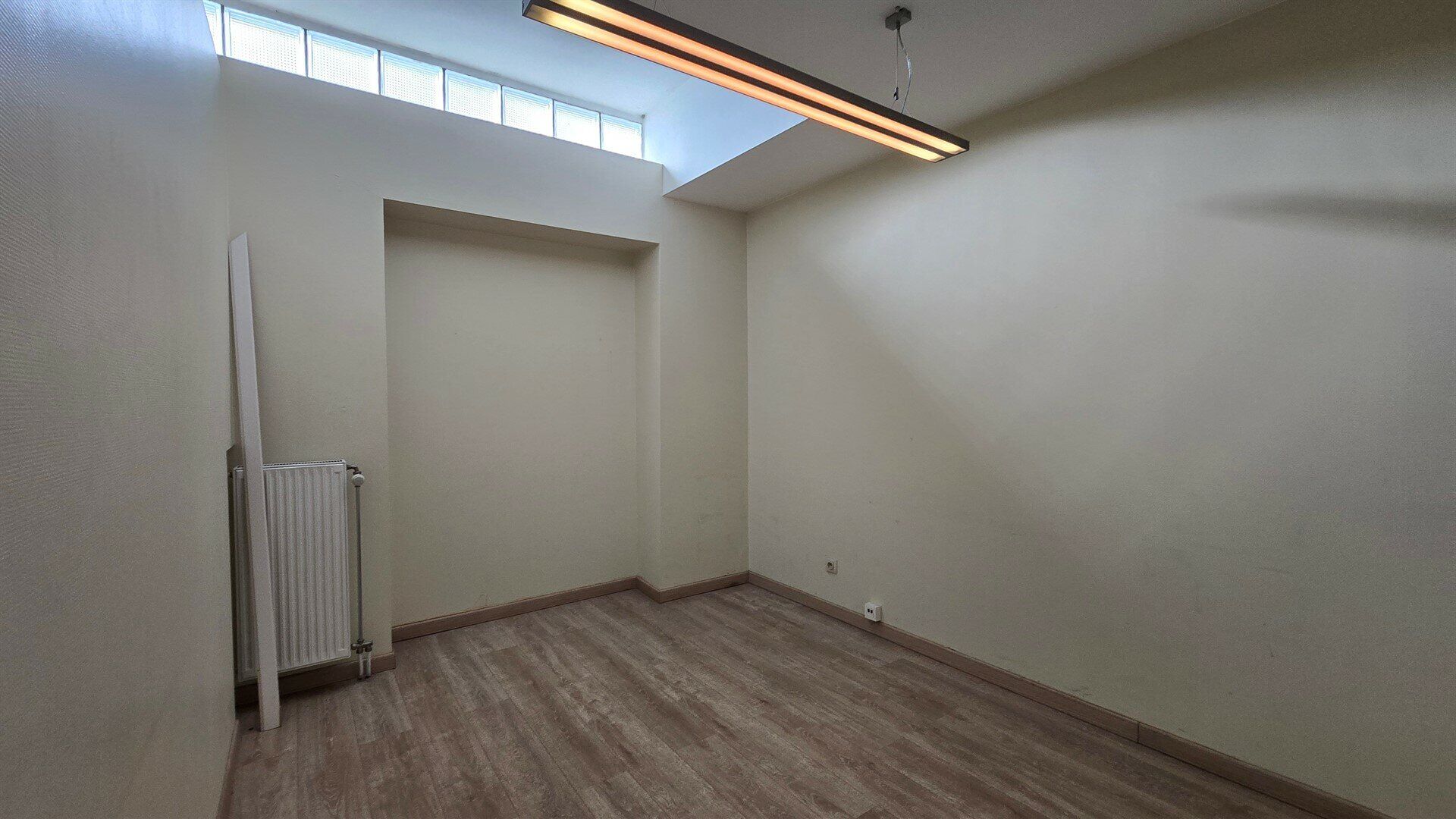 Retail space for rent in ZAVENTEM