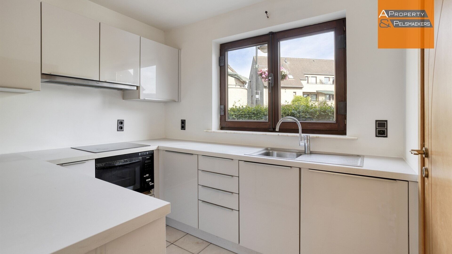 Rez-de-Chaussée à vendre à SINT-STEVENS-WOLUWE