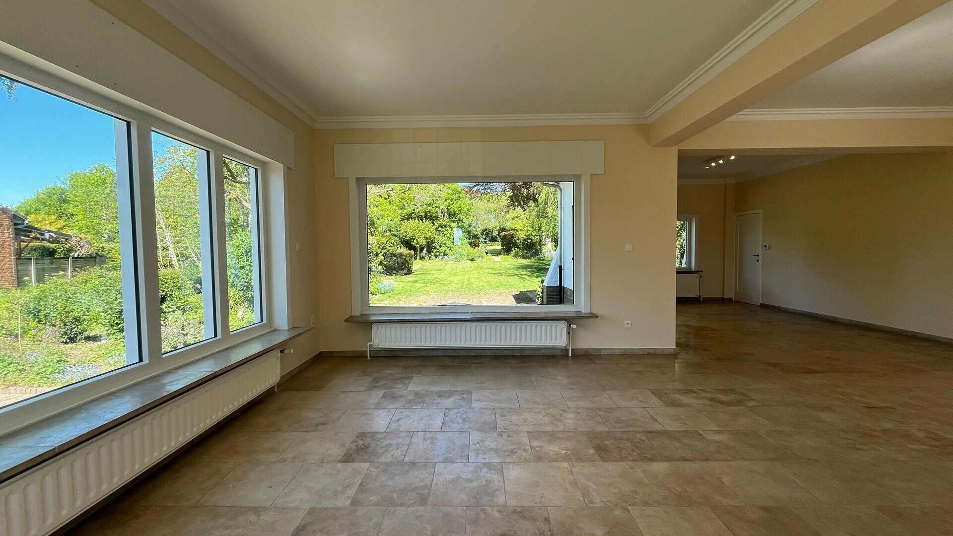 Villa for rent in STERREBEEK