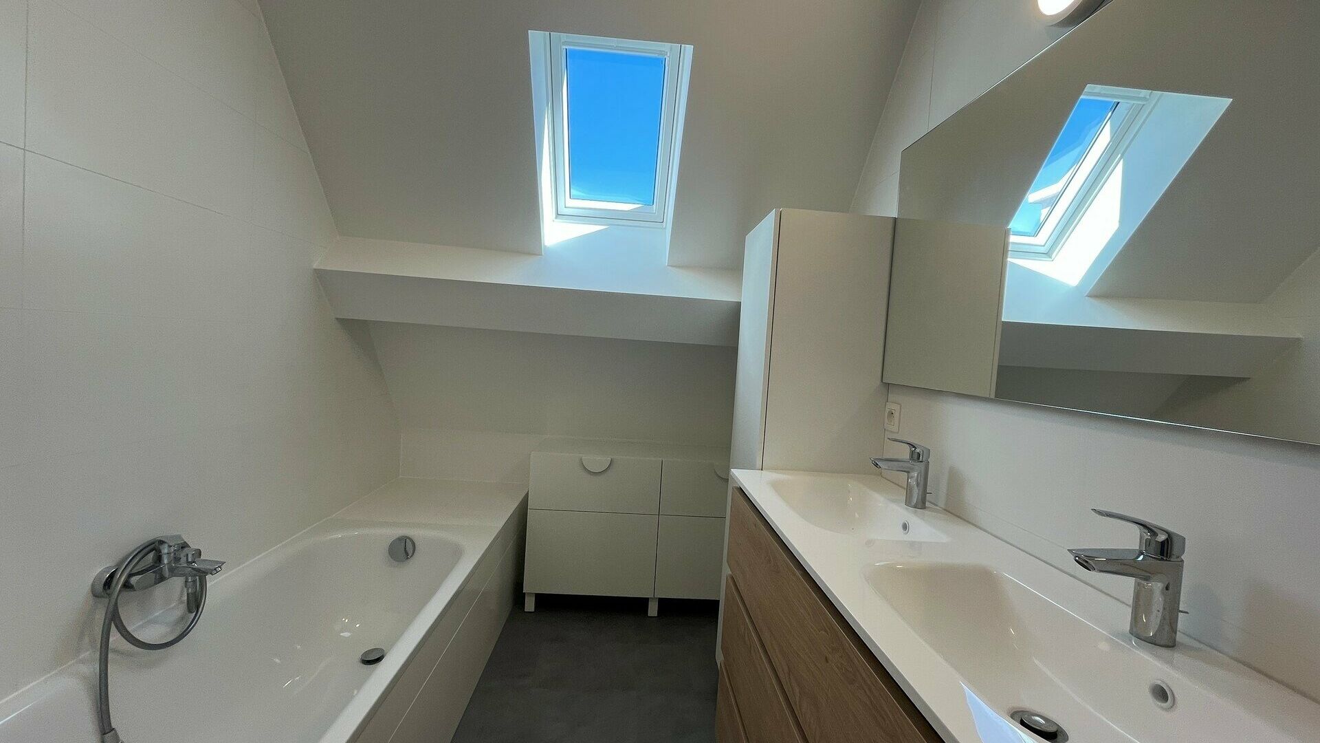 Villa for rent in STERREBEEK