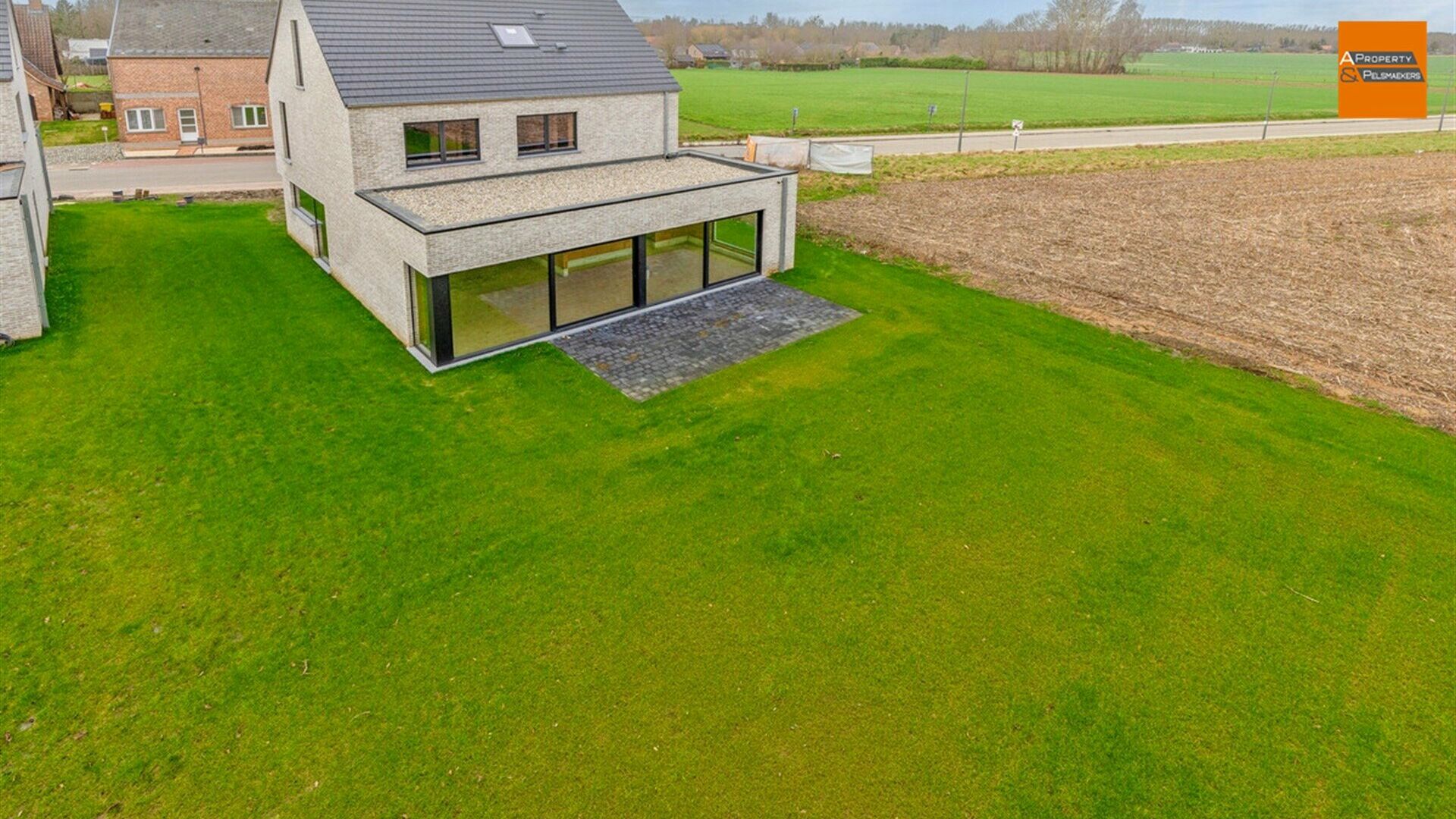Villa for sale in MEERBEEK