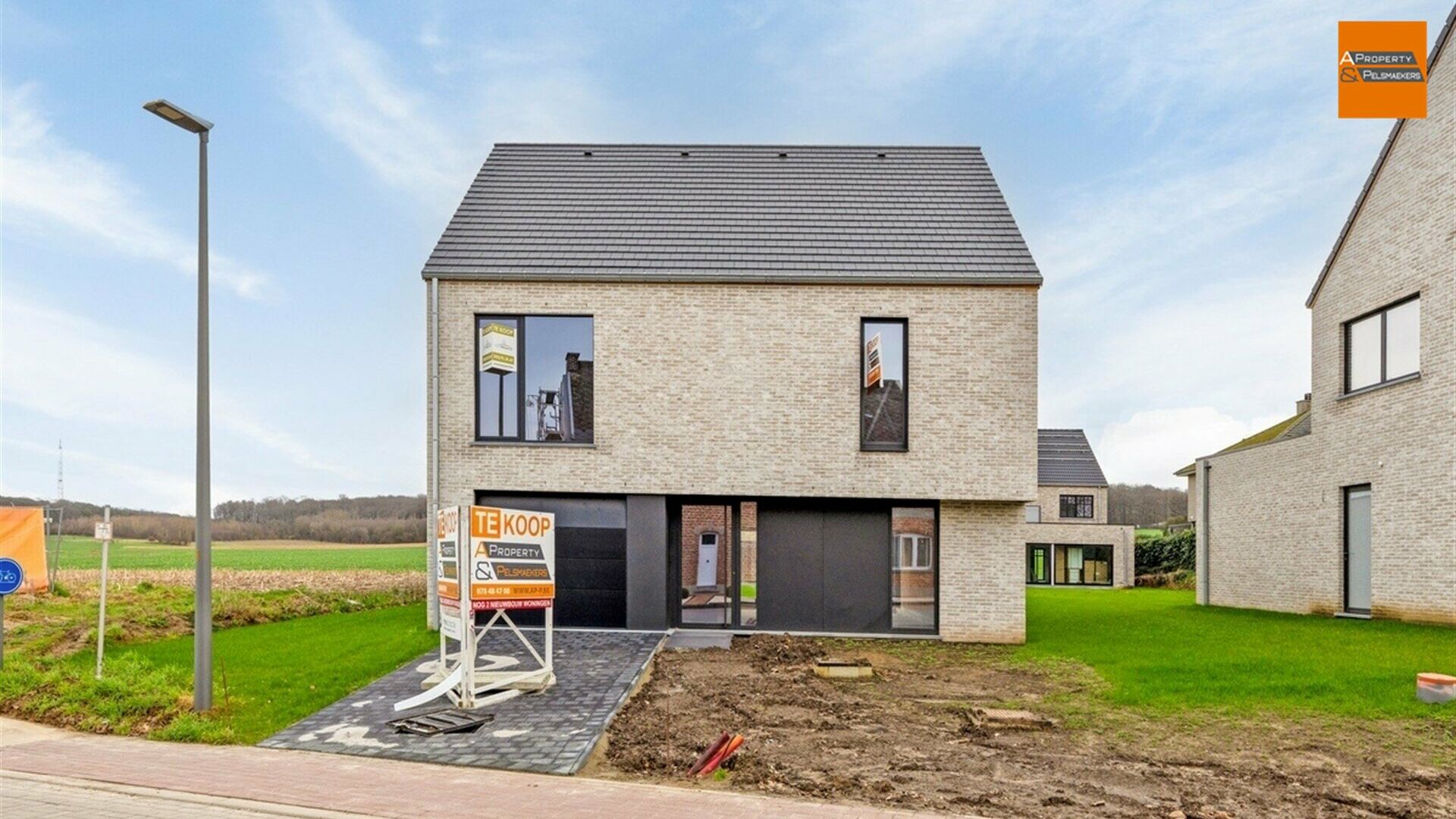 Villa for sale in MEERBEEK