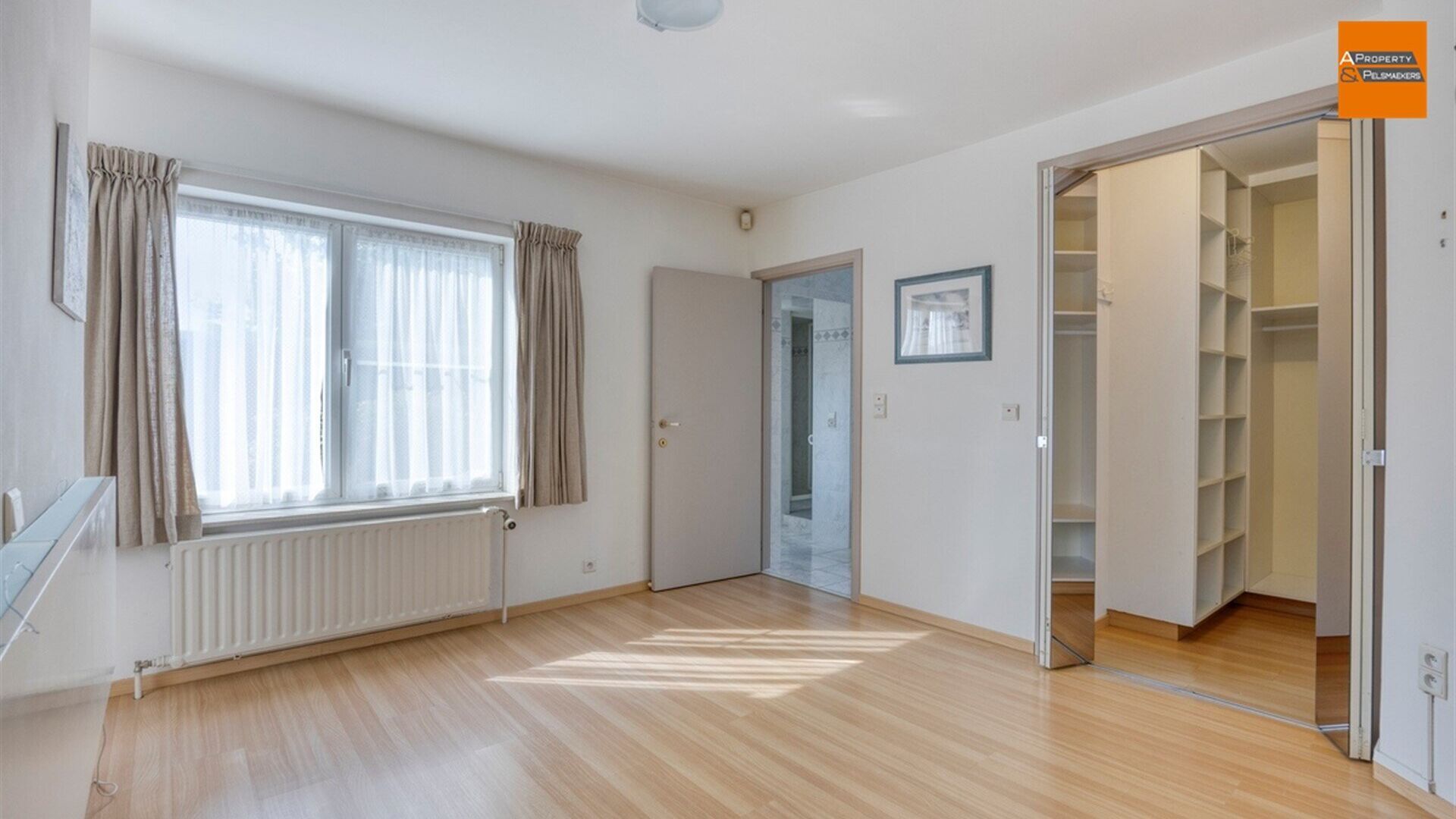 Villa for sale in NEERIJSE