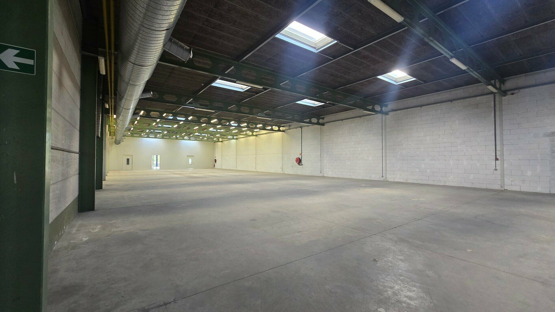 Warehouse for rent in HERENT