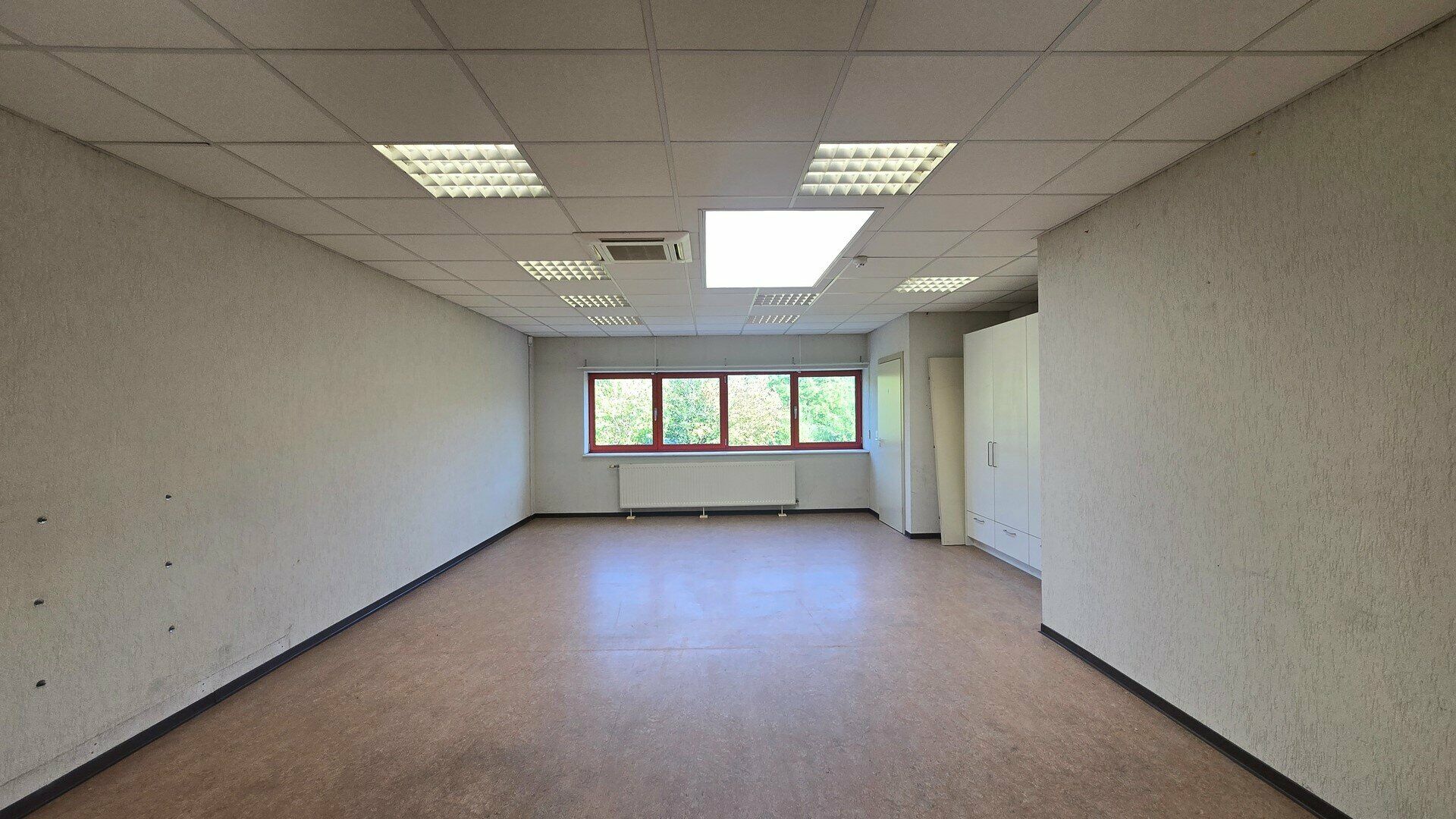 Warehouse for rent in HERENT