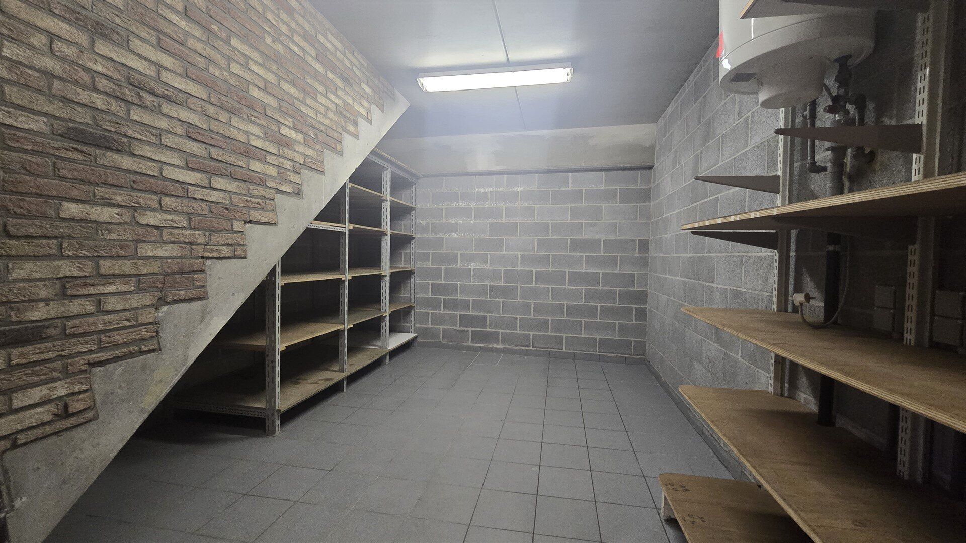 Warehouse for rent in BRUSSEL