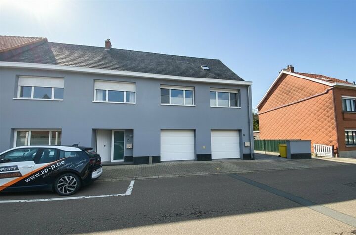 Call floor for rent in EVERBERG