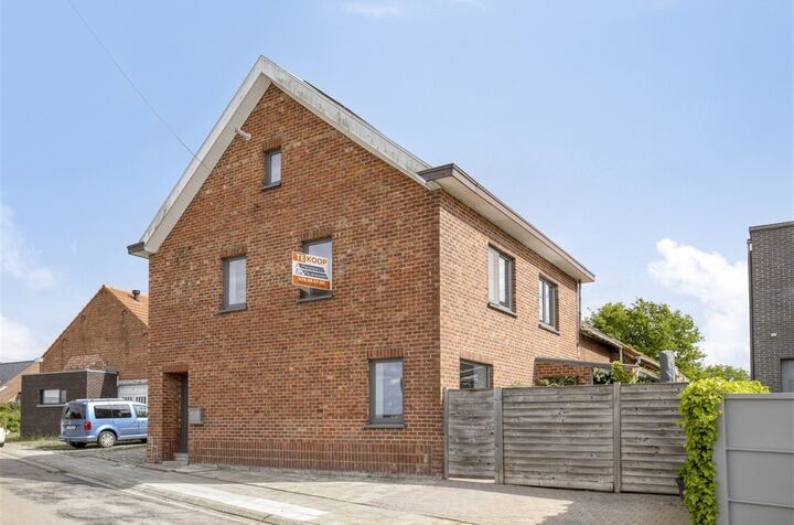 House for sale in BLANDEN