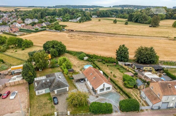 House for sale in LEEFDAAL