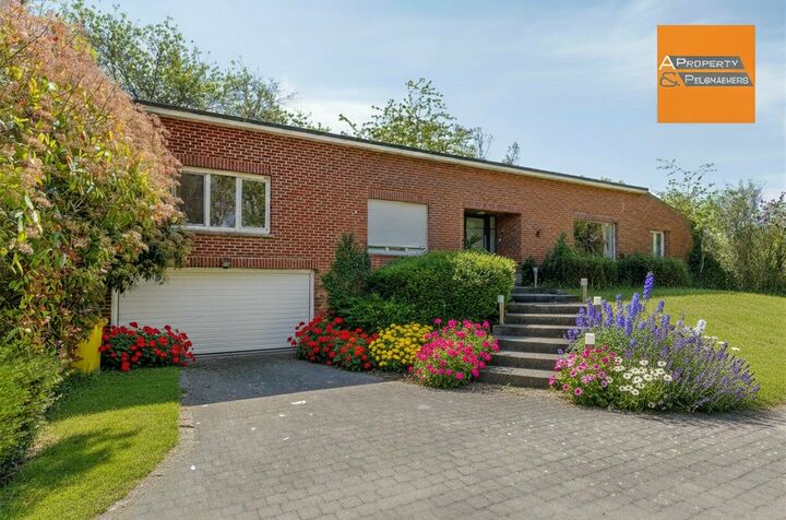 Huis te koop in WEZEMAAL