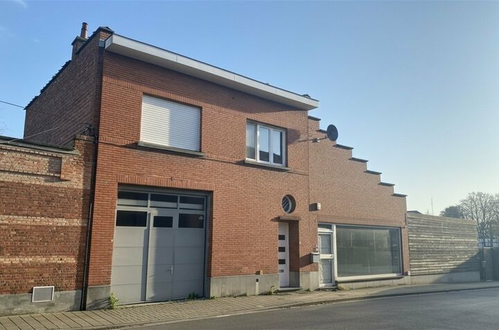 Immeuble commercial à louer à LEUVEN