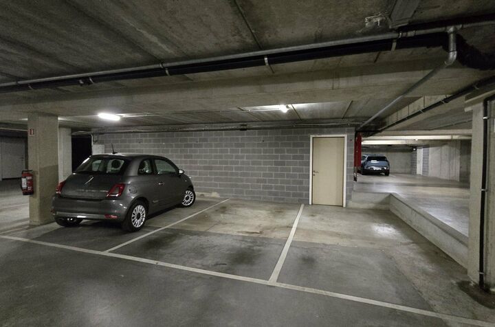 Parking - Binnenstaanplaats à louer à LEUVEN