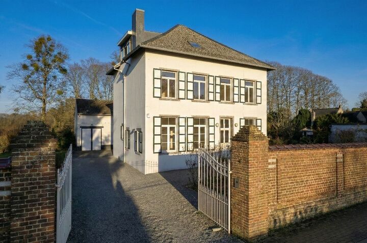 Property with character for rent in EVERBERG